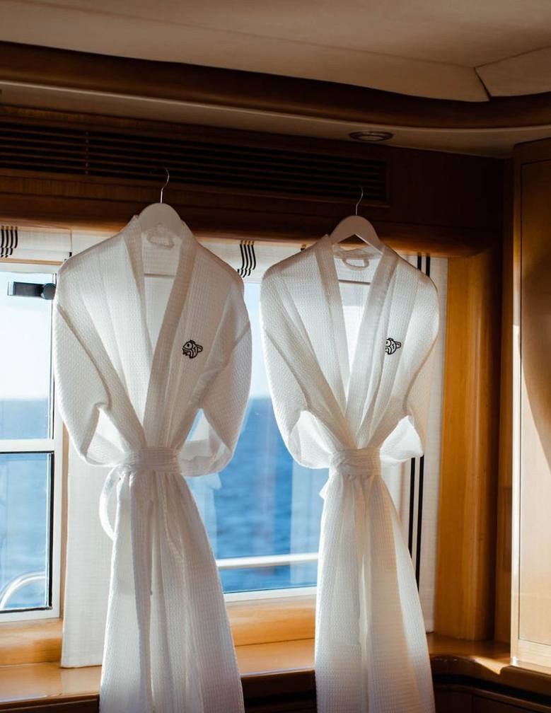 SEA RAES yacht charter 3