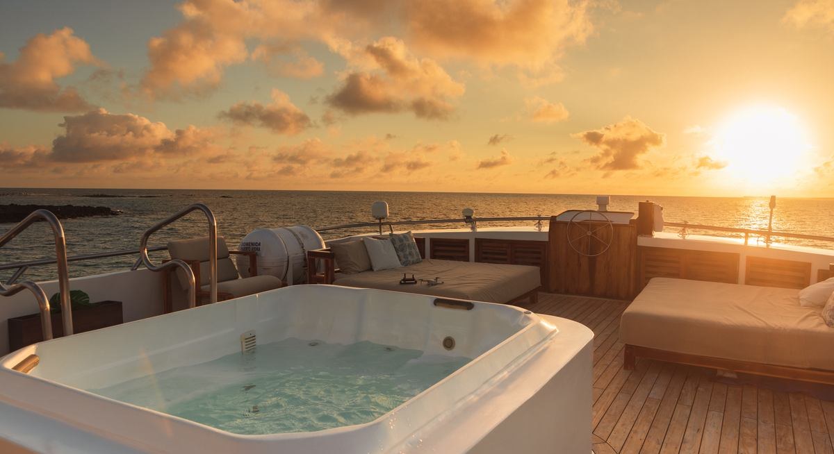SEA STAR yacht charter 2