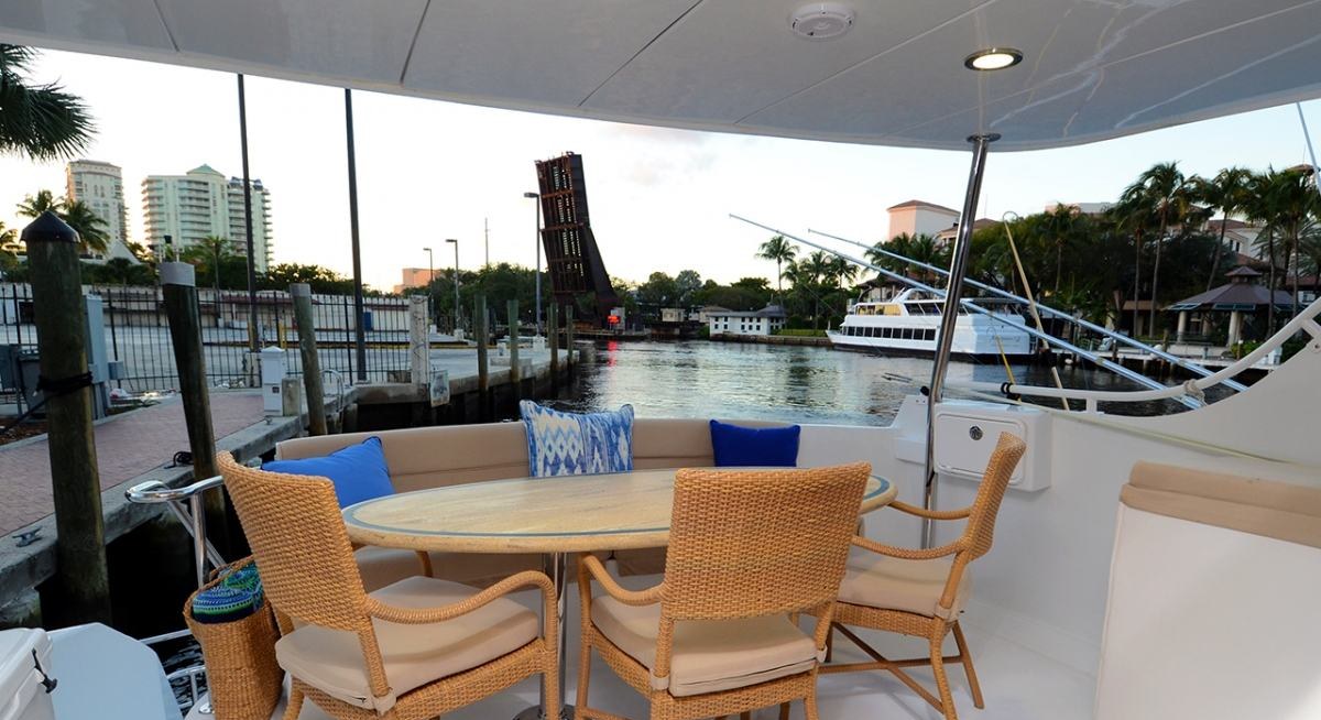 SEACLUSION yacht charter 5