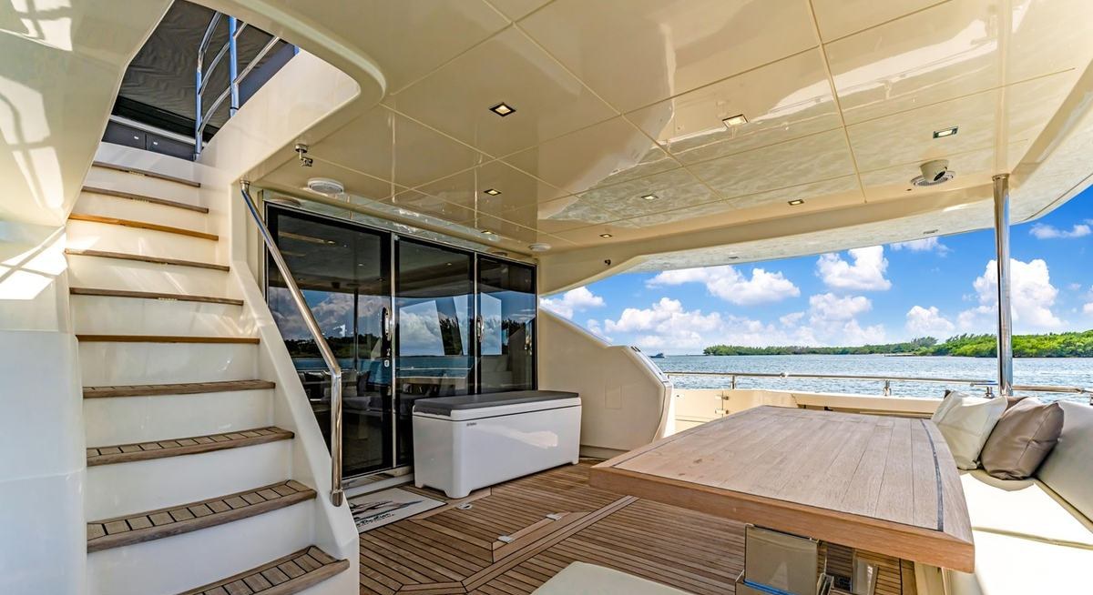 SEADUCTION yacht charter 4