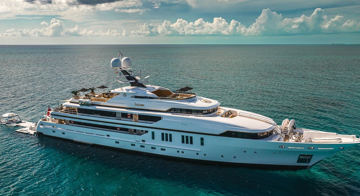 SEALION yacht charter 1