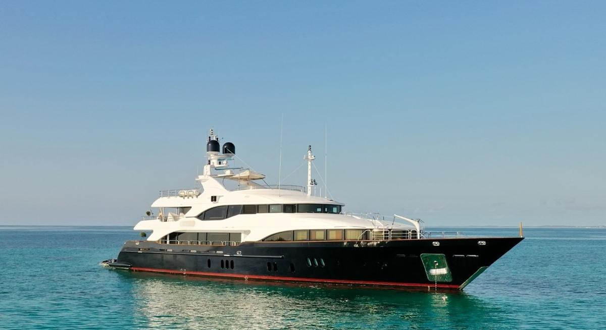 SEASCAPE V yacht charter 1