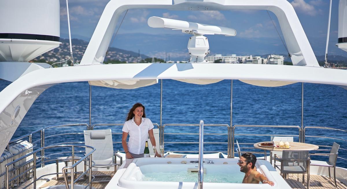 SEASHELL yacht charter 2