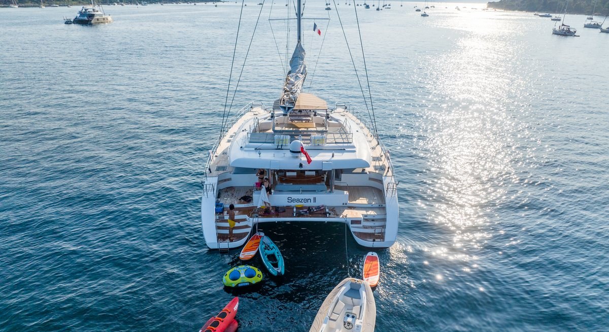 SEAZEN II yacht charter 5