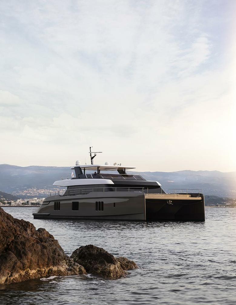 SEIYA yacht charter 5
