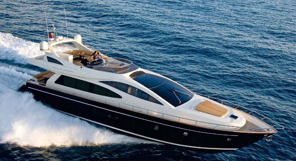 SELFIE yacht charter 1