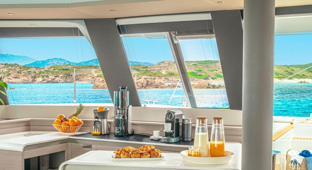 SEMPER FIDELIS yacht charter 4