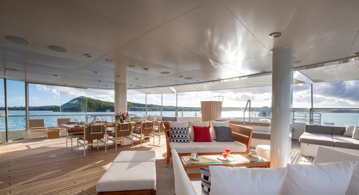 SENSES yacht charter 4
