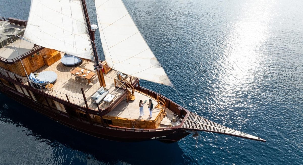 SEQUOIA yacht charter 5