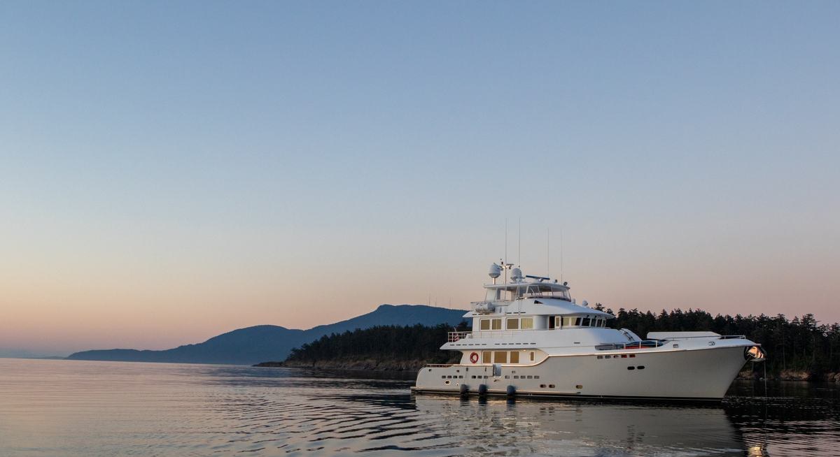 SERENDIPITY yacht charter 4