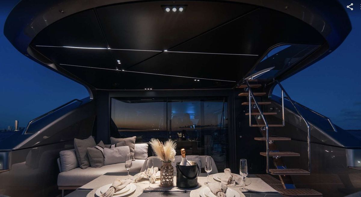 SERO yacht charter 3