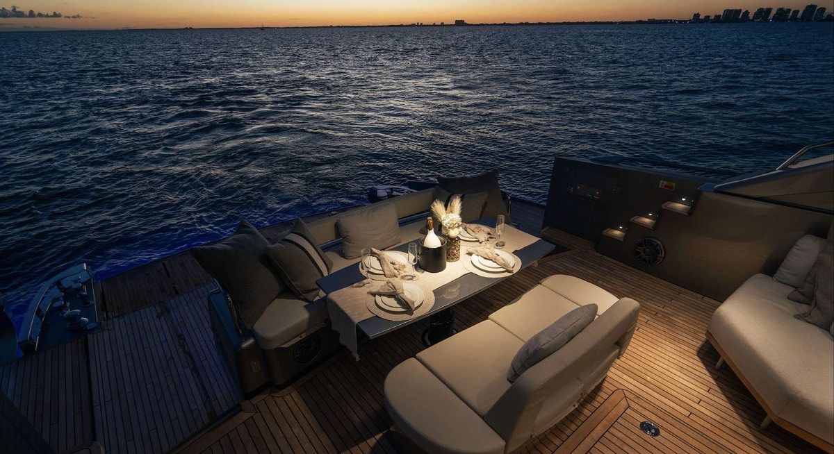 SERO yacht charter 4