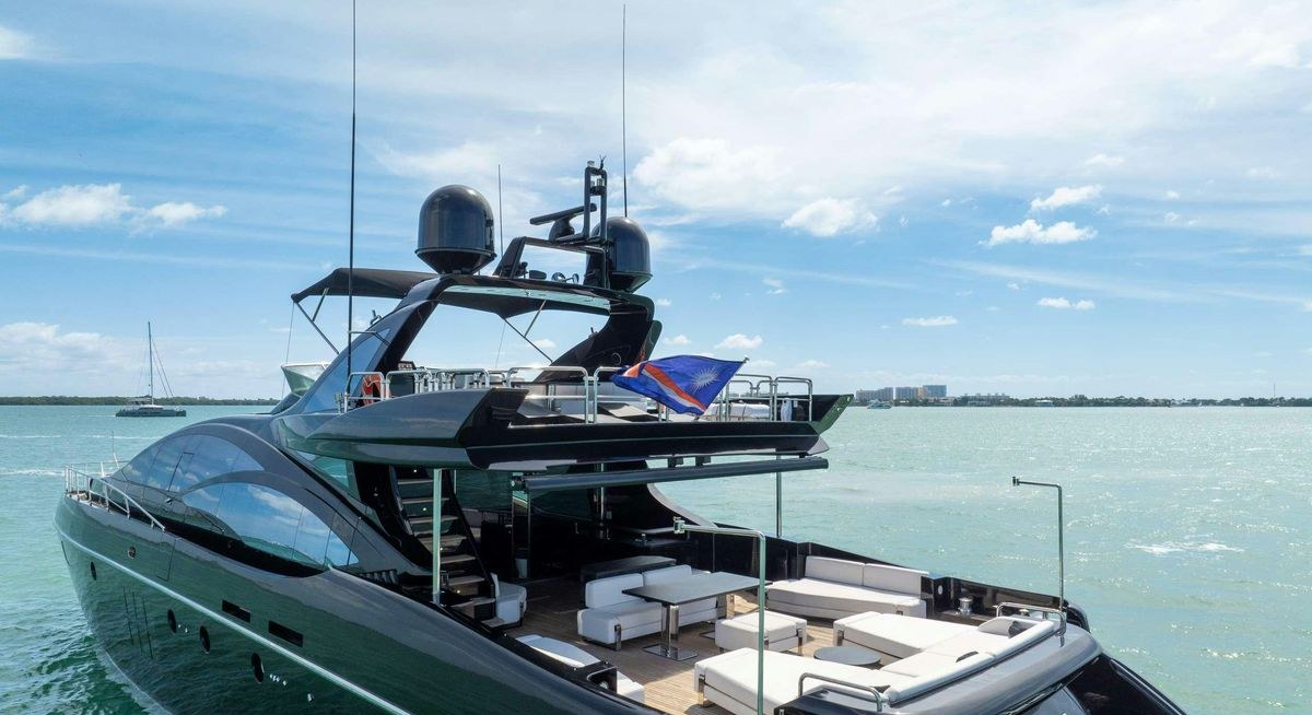 SETTE yacht charter 5