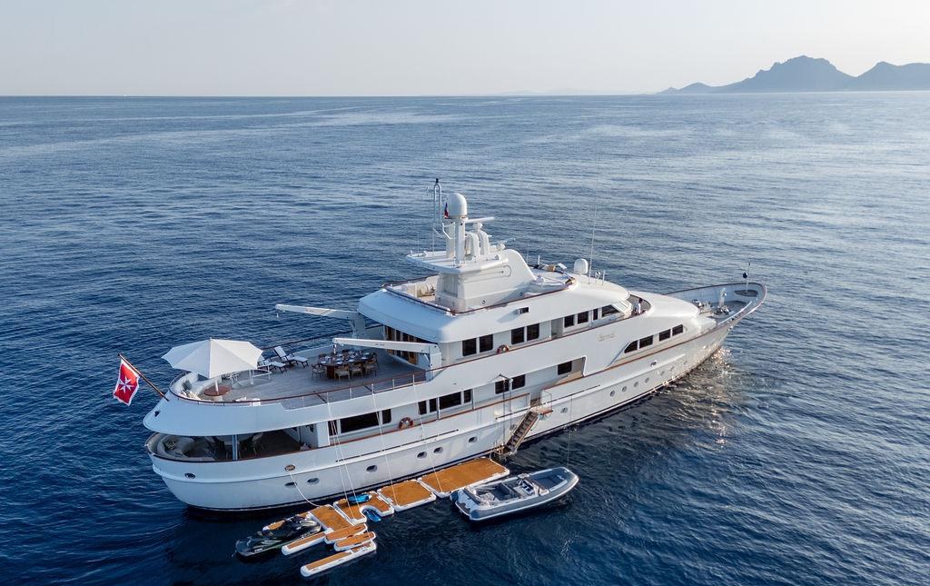 SHEERGOLD yacht charter 2
