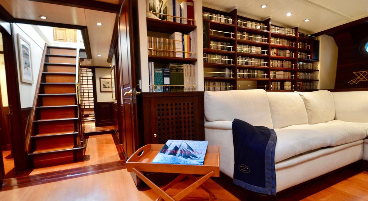 SHENANDOAH OF SARK yacht charter 5