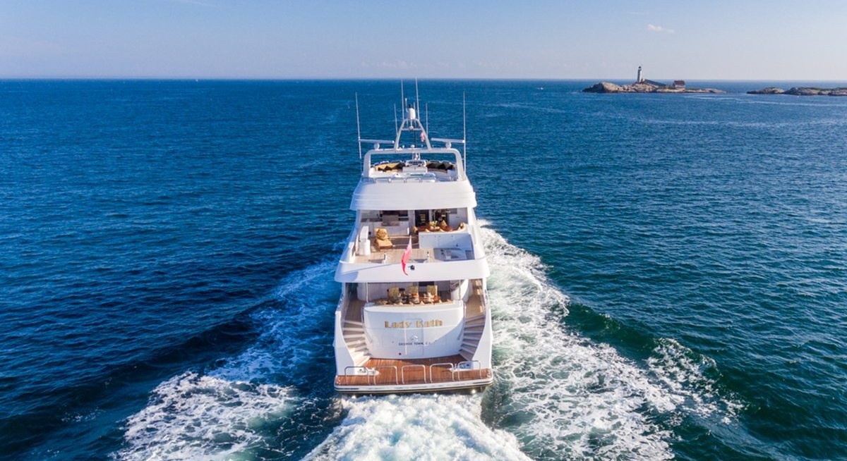 SHOGUN yacht charter 5