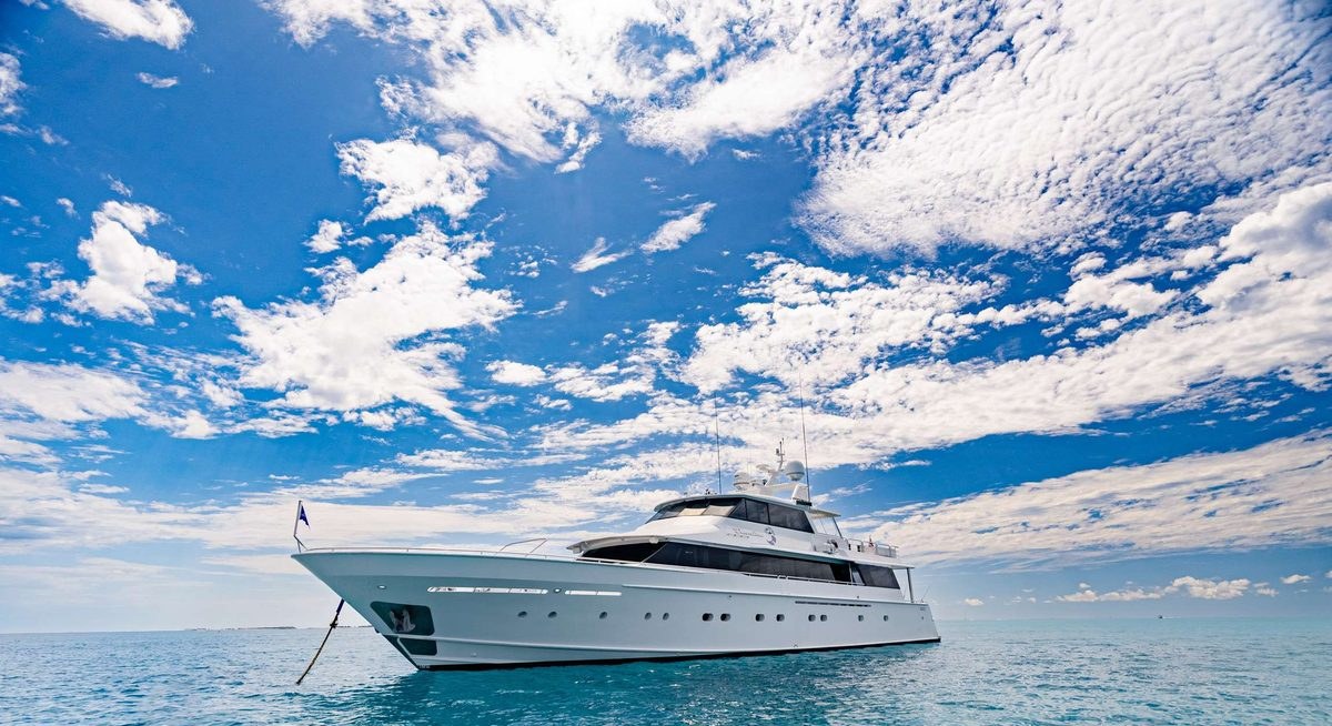 SHORETHING YACHT CHARTER yacht charter