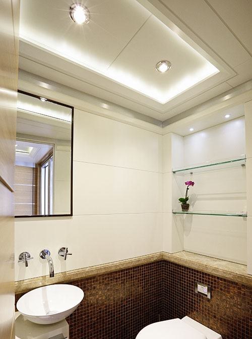 SHU U RITE yacht charter 2