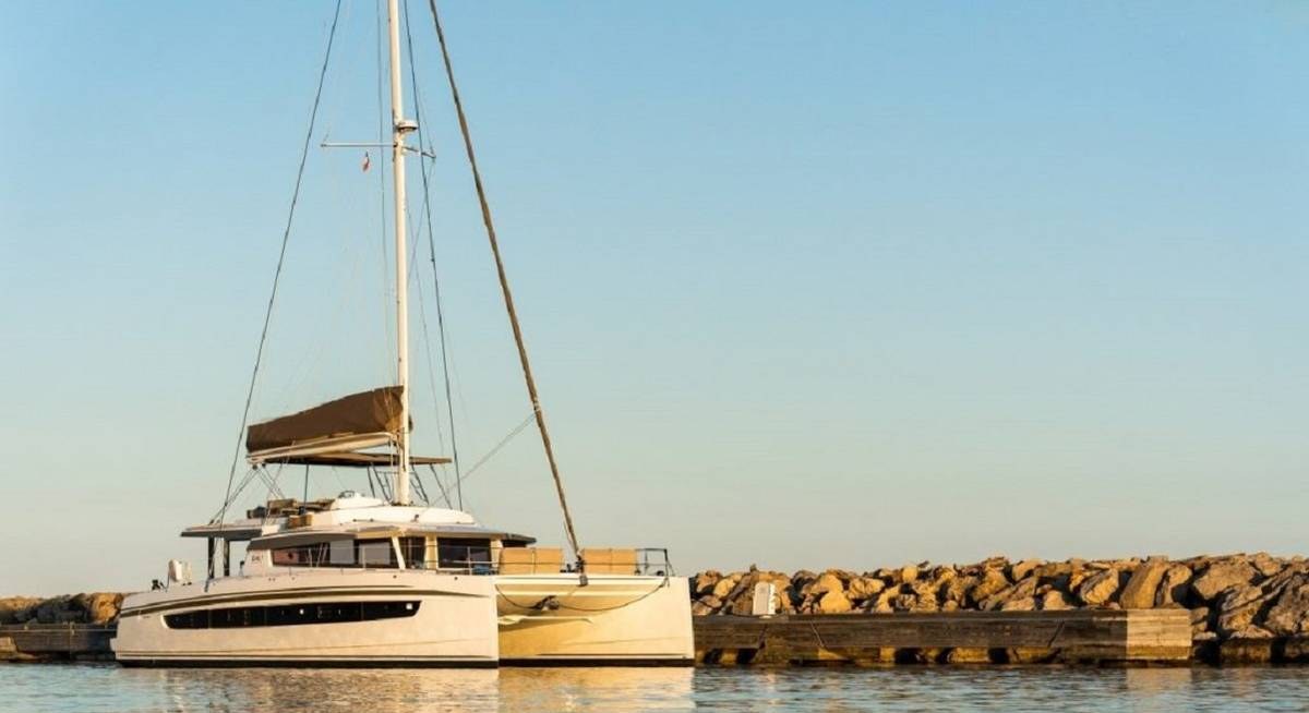 SIGNATURE VISION yacht charter 1