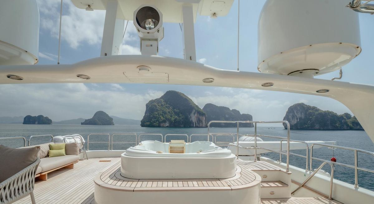 SILENTWORLD yacht charter 2