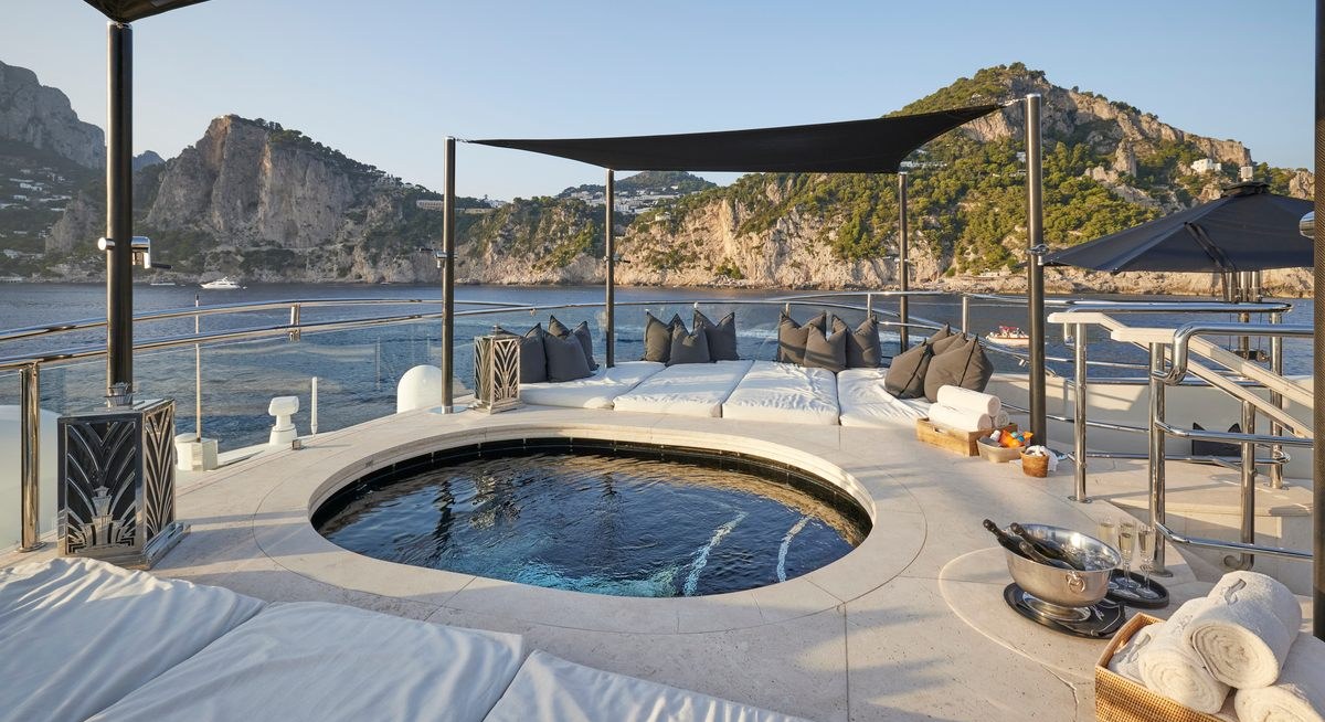 SILVER ANGEL yacht charter 2