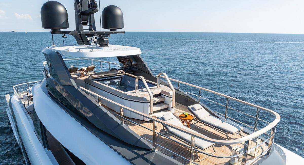 SILVER STAR I yacht charter 3