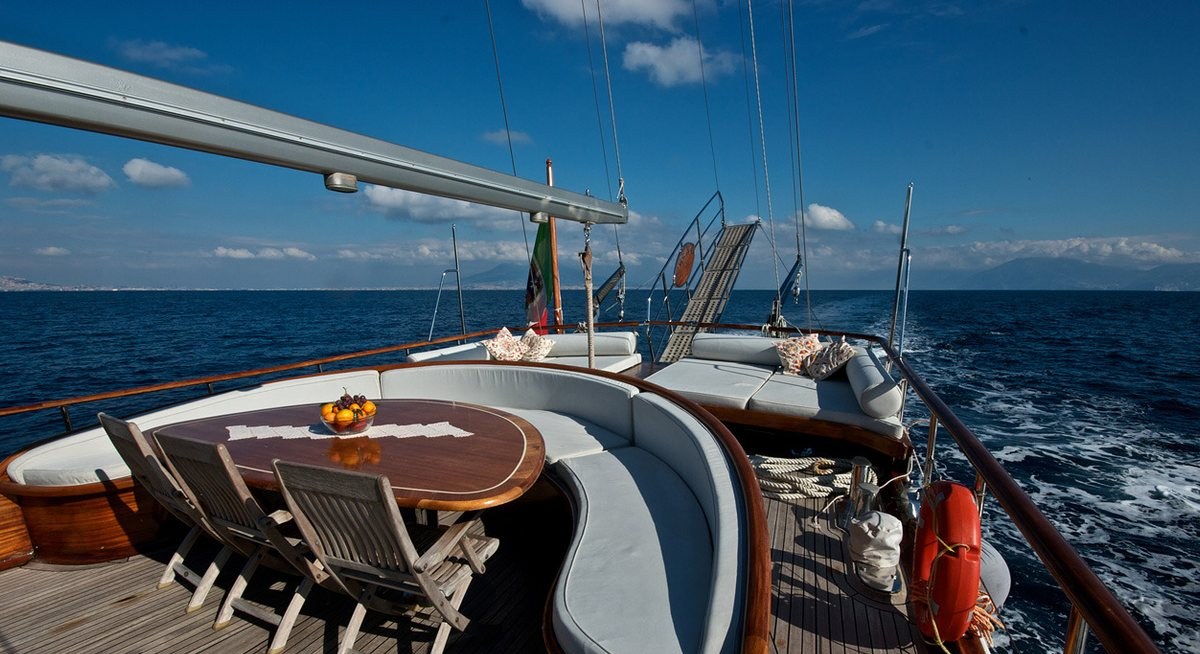 SILVER STAR yacht charter 2