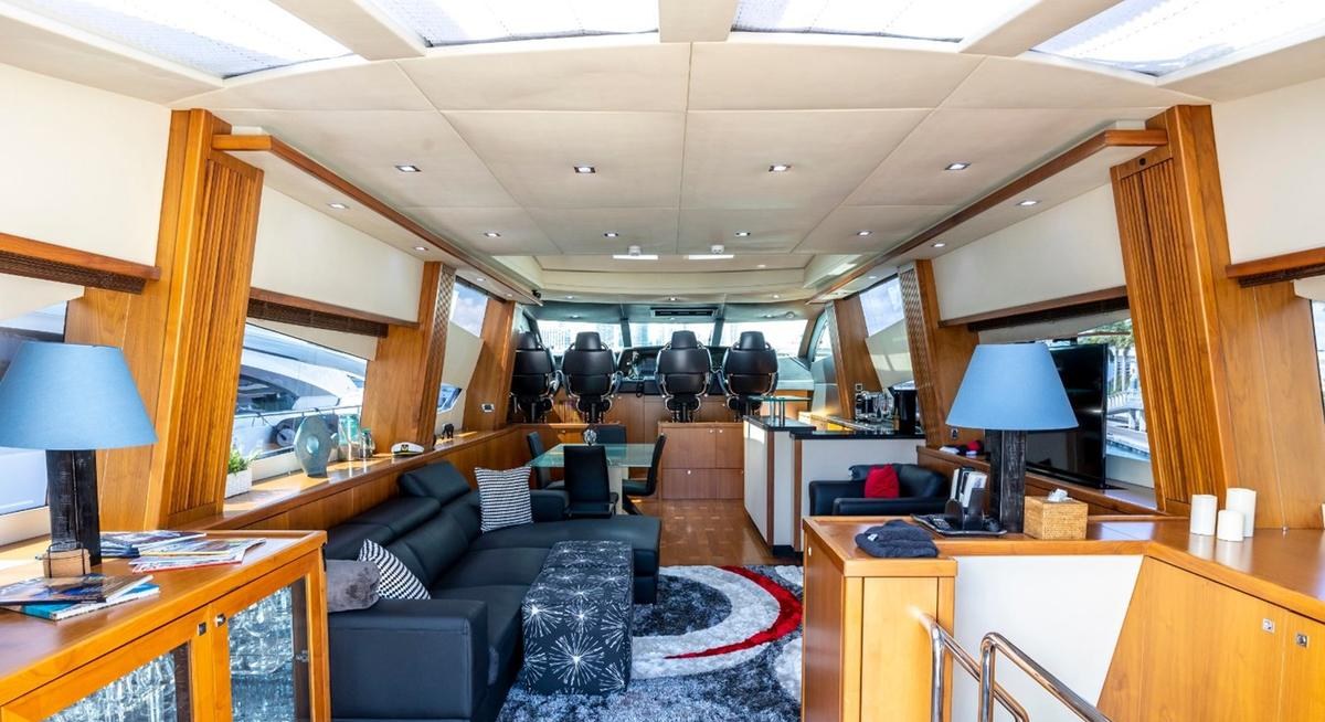 SKY FALL yacht charter 4