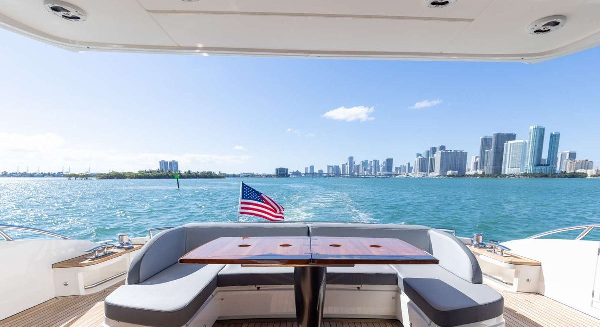 SNOWBIRD yacht charter 4