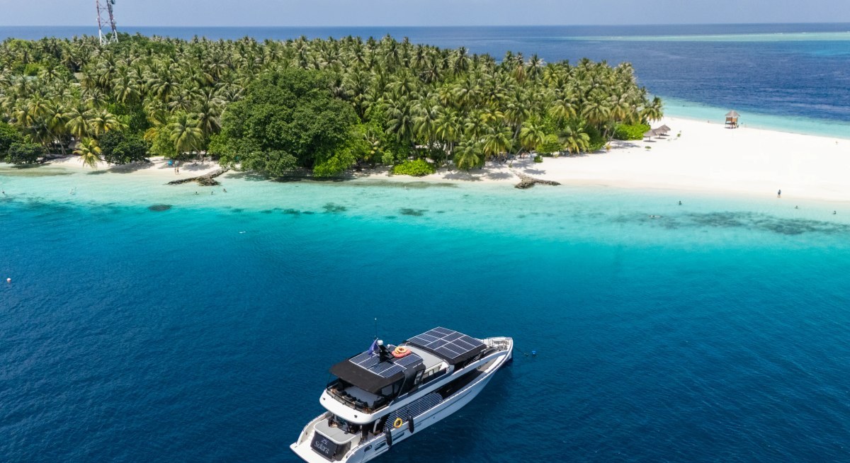 SOLARA yacht charter 5