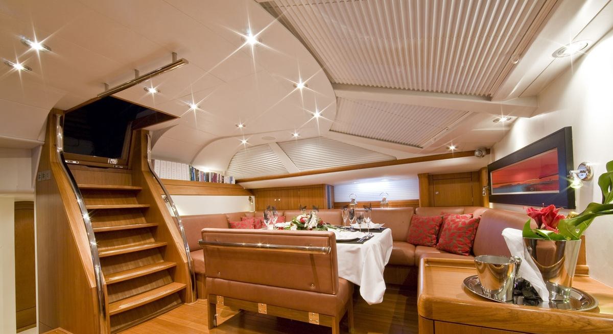 SOLITAIRE OF BOSHAM yacht charter 4