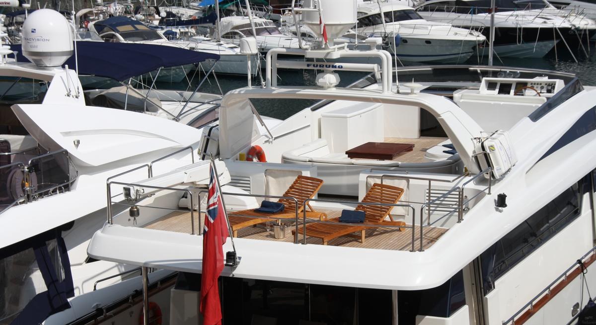 SOLONA yacht charter 2