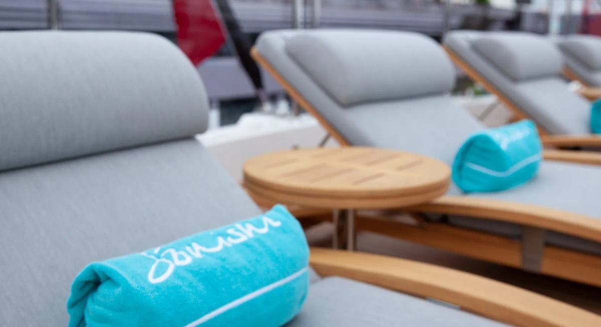 SONISHI yacht charter 4