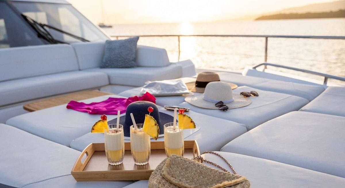 SORANA yacht charter 3