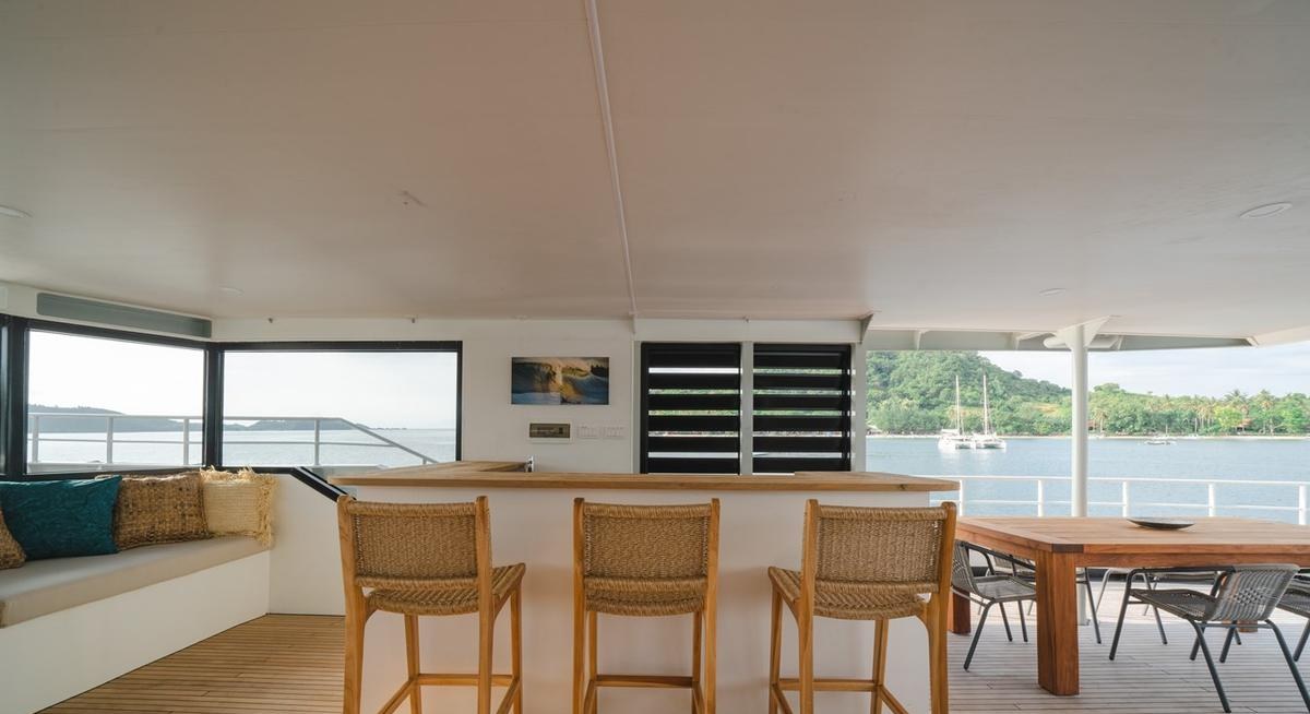 SOUTHERN CROSS yacht charter 3