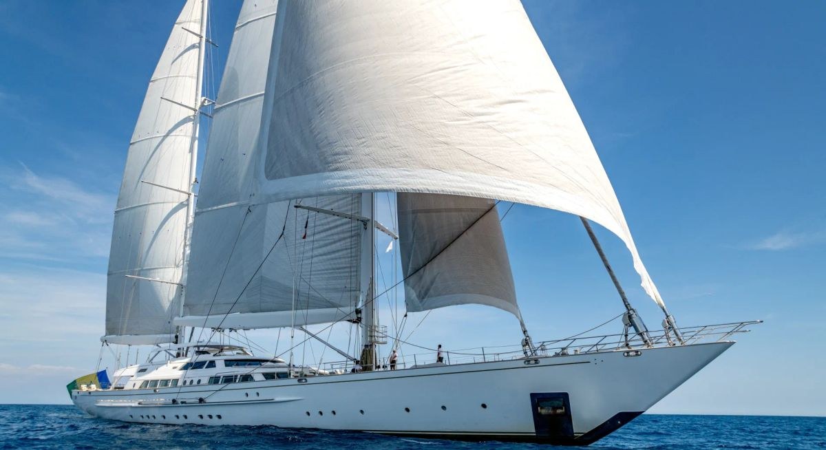 SPIRIT OF THE C'S yacht charter 1