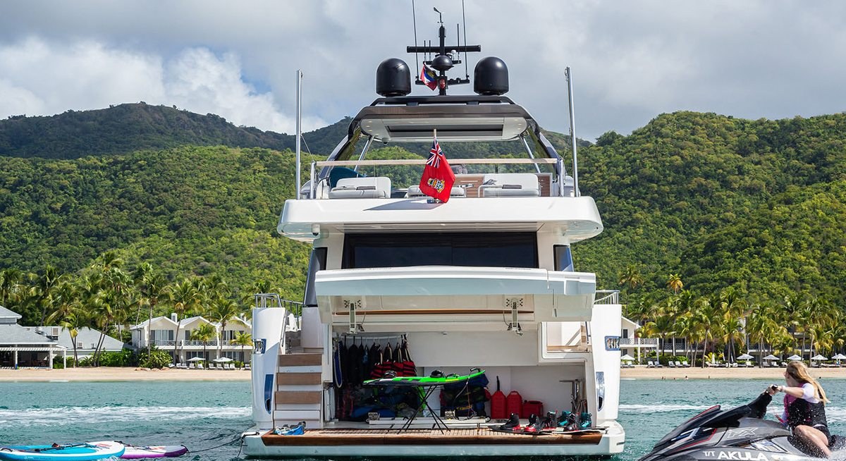 SQUALO yacht charter 5