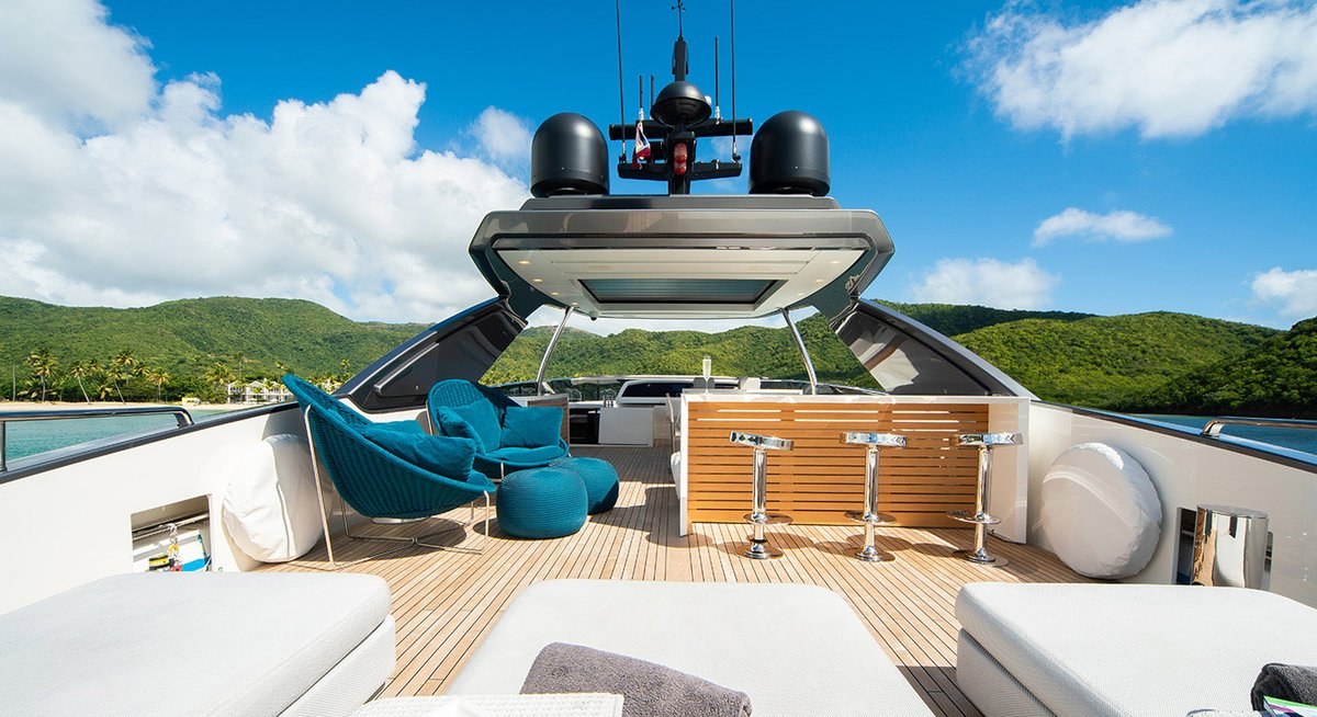 SQUALO yacht charter 4