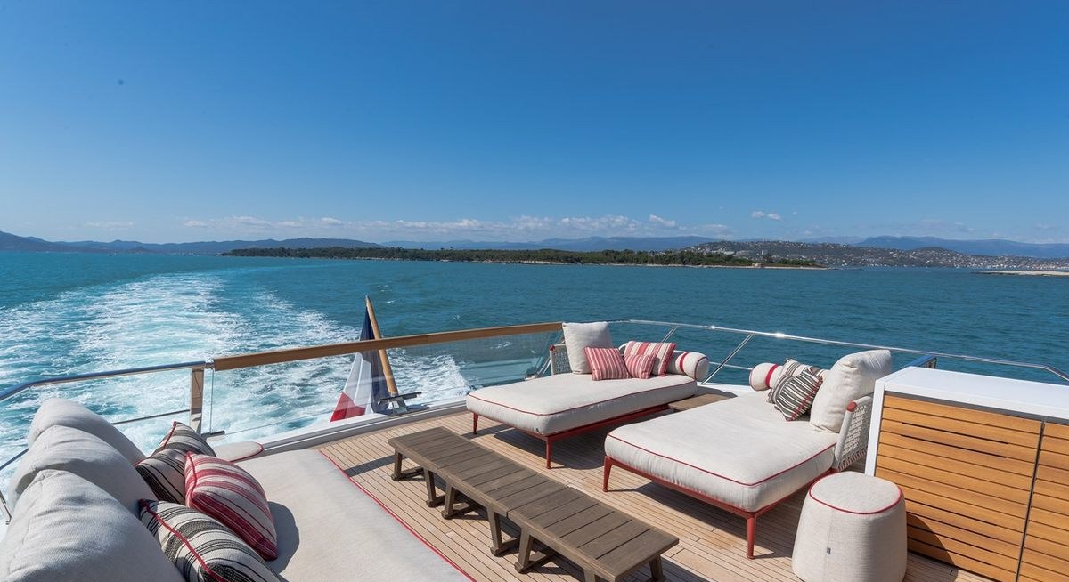SSL yacht charter 4