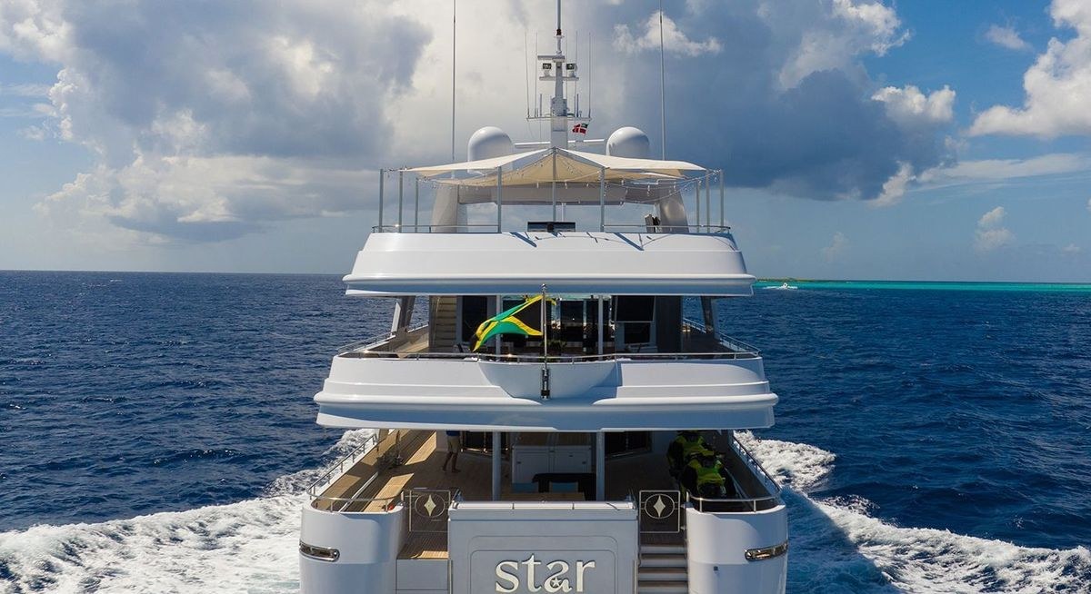 STAR DIAMOND yacht charter 5