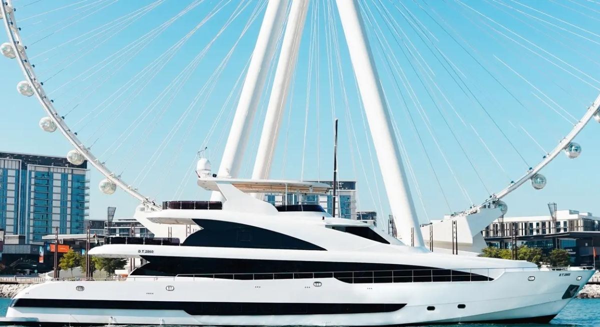 STARDOM yacht charter 4