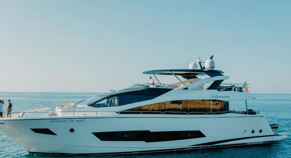 STARDUST OF MARY yacht charter 1