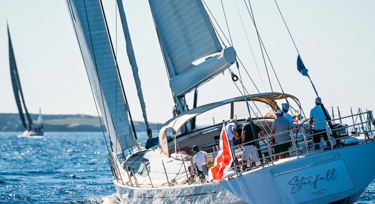 STARFALL yacht charter 3