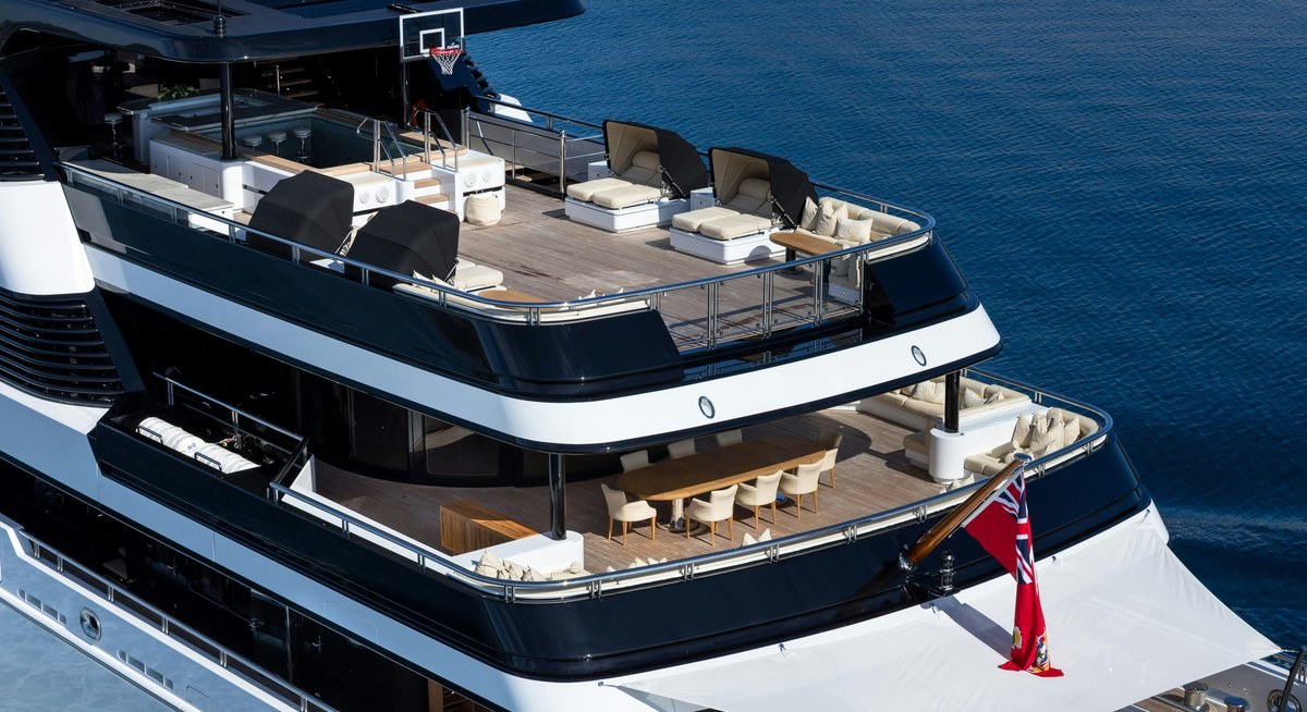 STARFIRE yacht charter 4