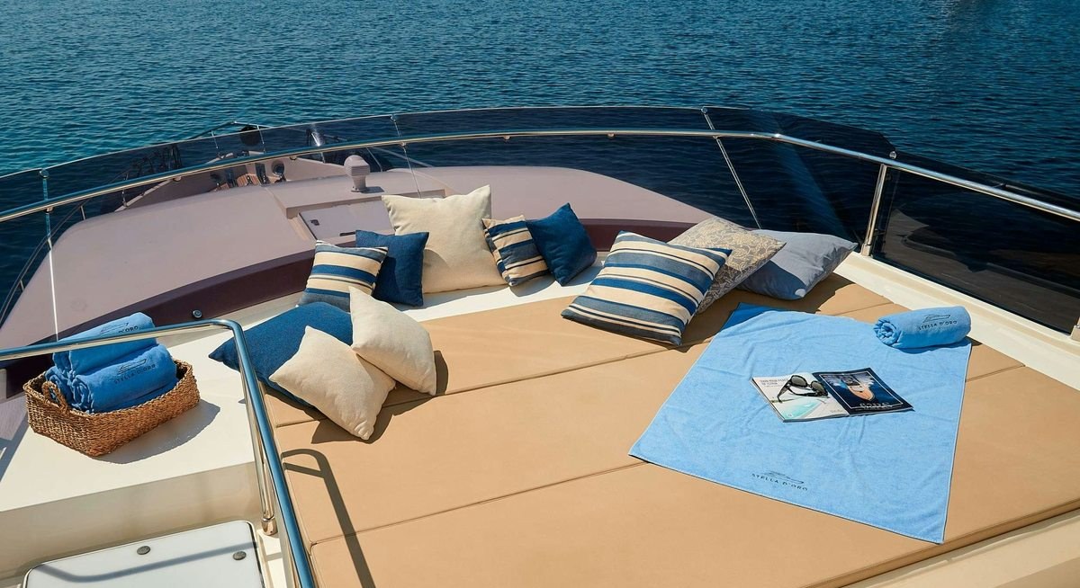 STELLA D'ORO yacht charter 2