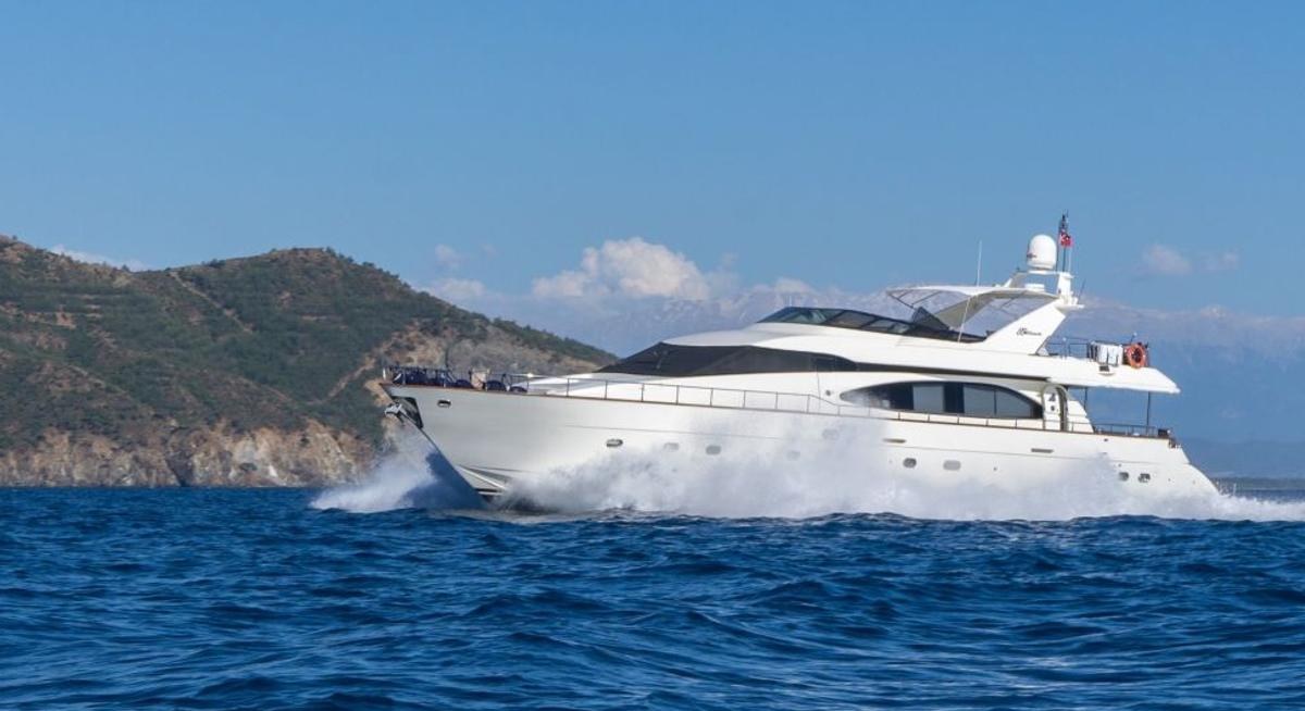 STELLA OF THE NORTH yacht charter 3