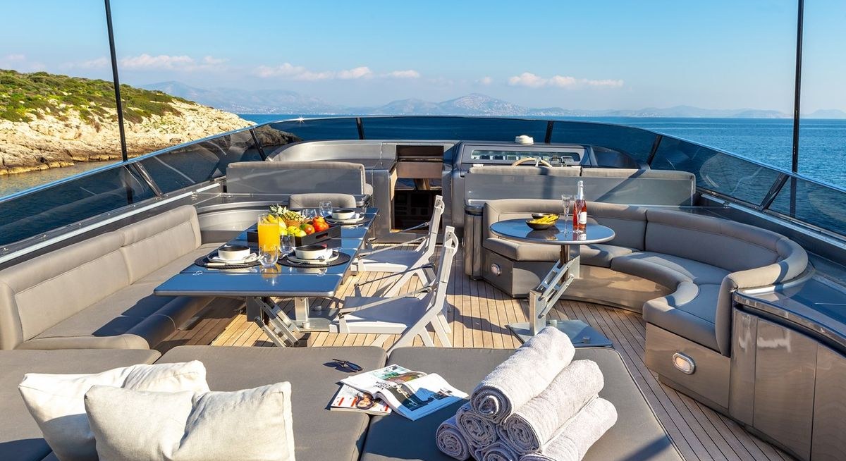 SUMMER FUN yacht charter 4
