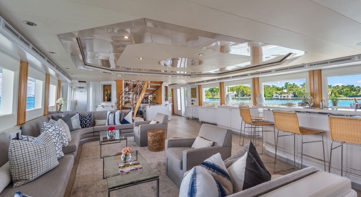 SURINA yacht charter 4