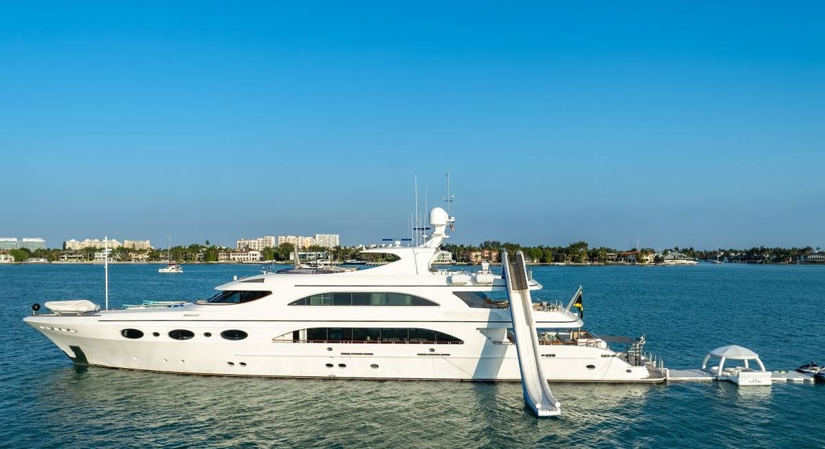 SWEET CAROLINE II YACHT CHARTER yacht charter