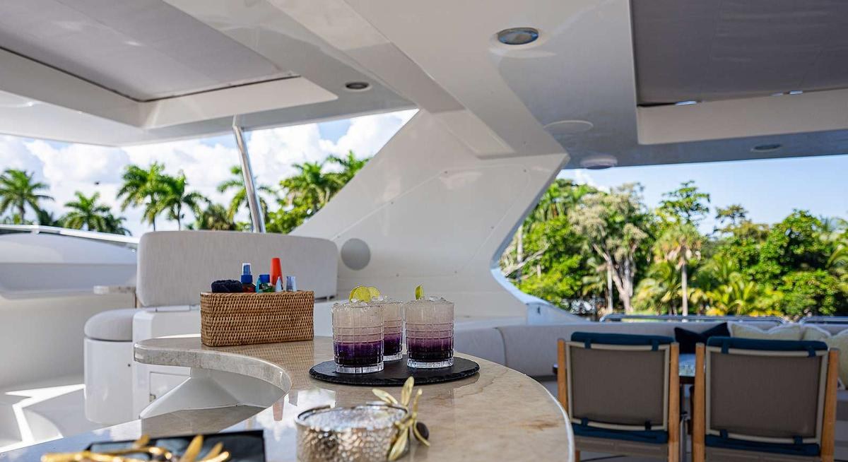 SWEET EMOCEAN yacht charter 5